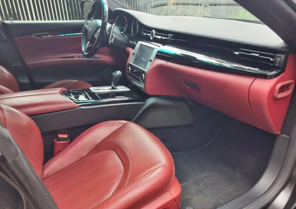 Maserati Quattroporte cena 170000 przebieg: 105264, rok produkcji 2015 z Warszawa małe 497